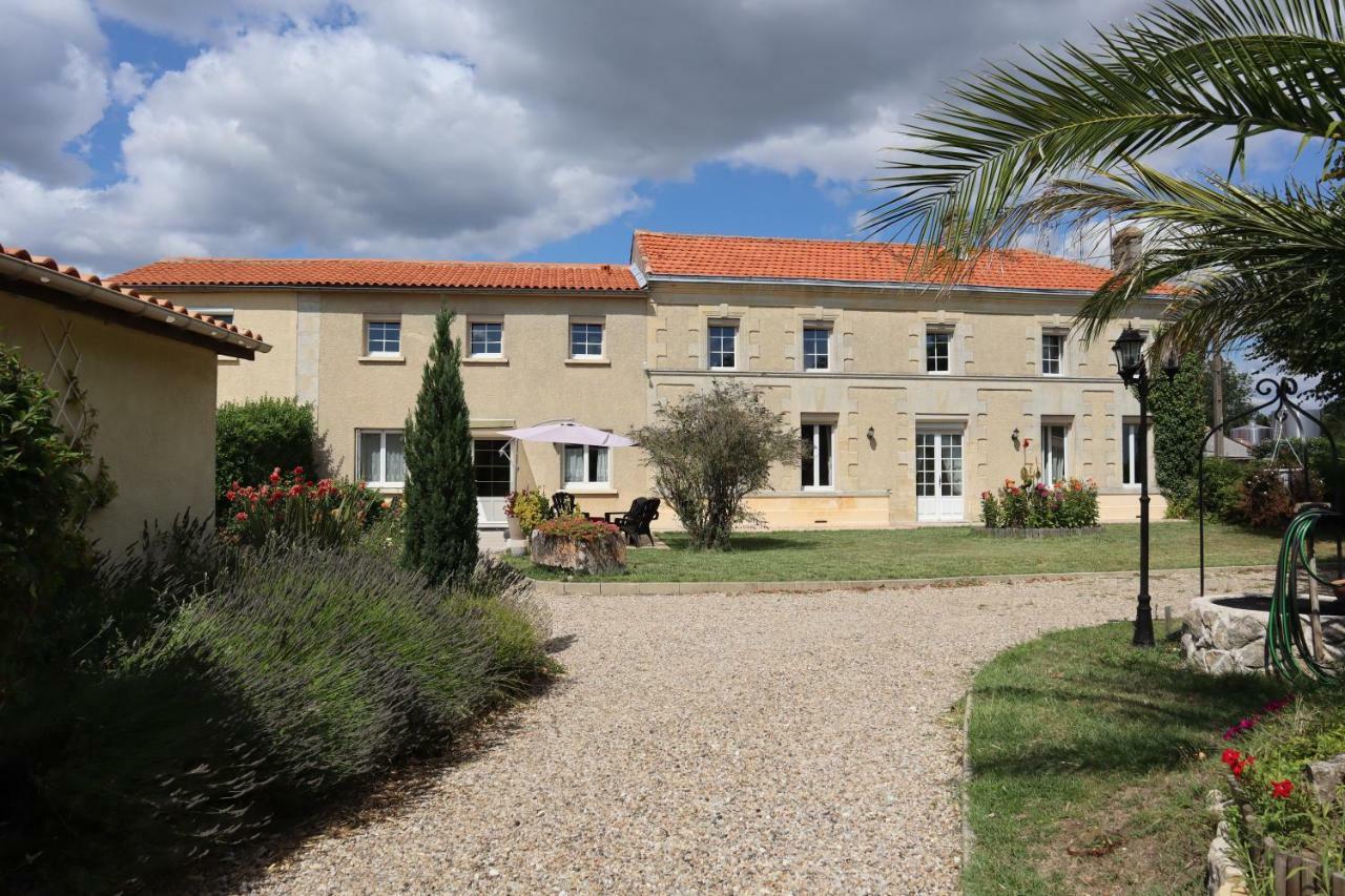 Domaine Des Tilleuls Val-de-Livenne Bagian luar foto